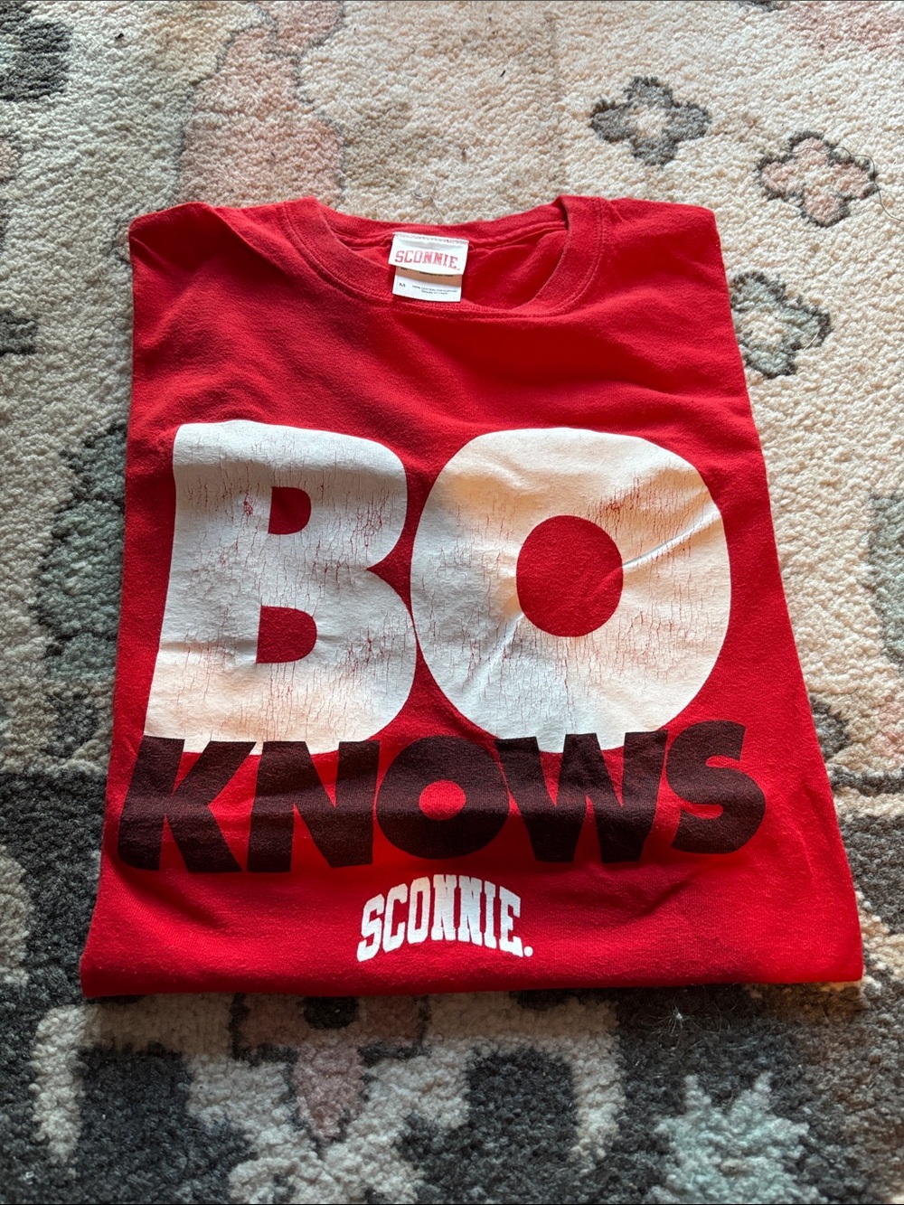SCONNIE "BO KNOWS" Red Graphic Tee Wisconsin Badgers Bo Ryan Basketball